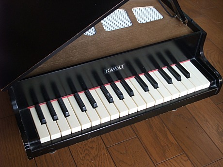 KAWAI minipiano