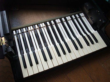 KAWAI minipiano