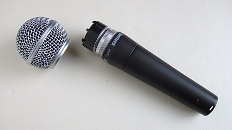 SHURE SM58