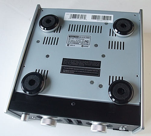 TASCAM UH-7000