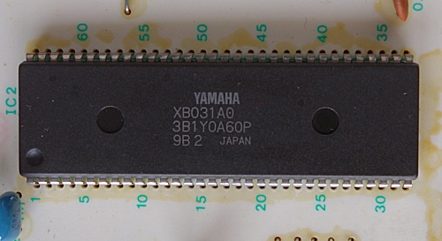 YAMAHA CLP-100